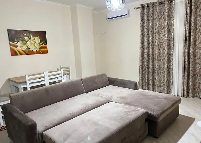 Alb's 2 アパート