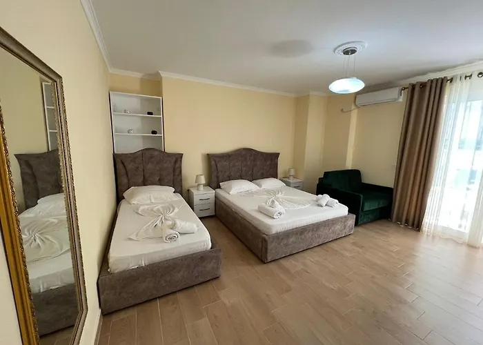 Alb's 2 アパート