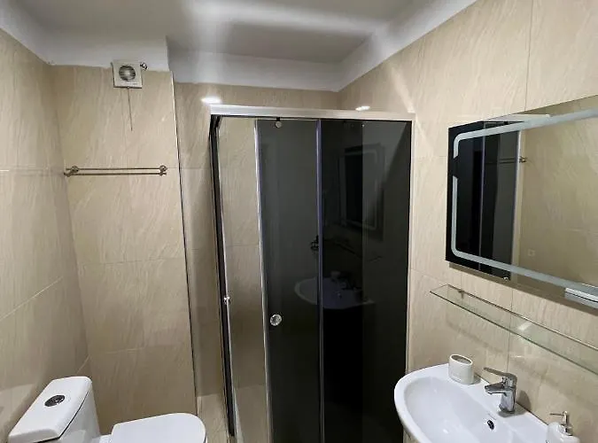 Alb's 2 アパート