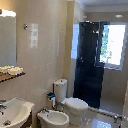 Alb's 2 Apartmán Golem (Tirana)