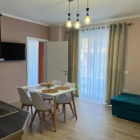 Alb's 2 * Golem (Tirana)