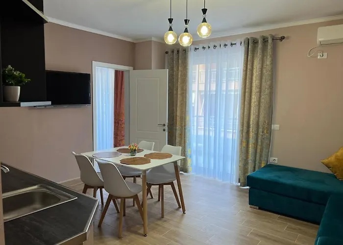 Alb's 2 * Golem (Tirana)